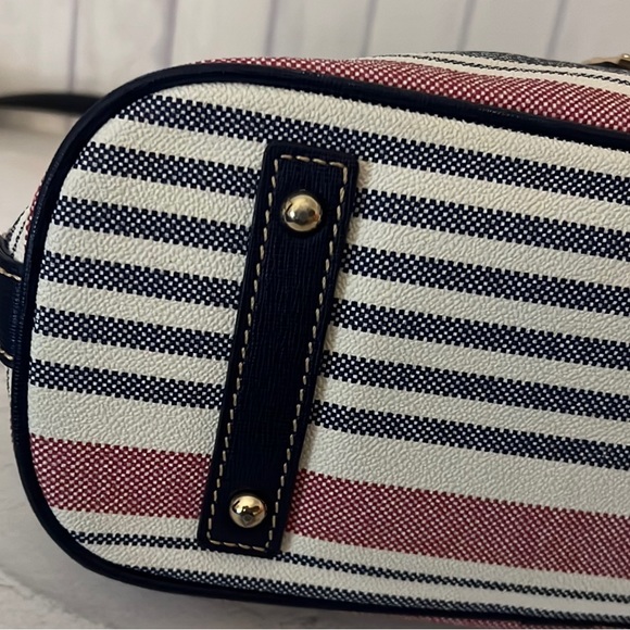 Dooney & Bourke Bag and wallet gently used. See description. Includes duster bag - Picture 8 of 16